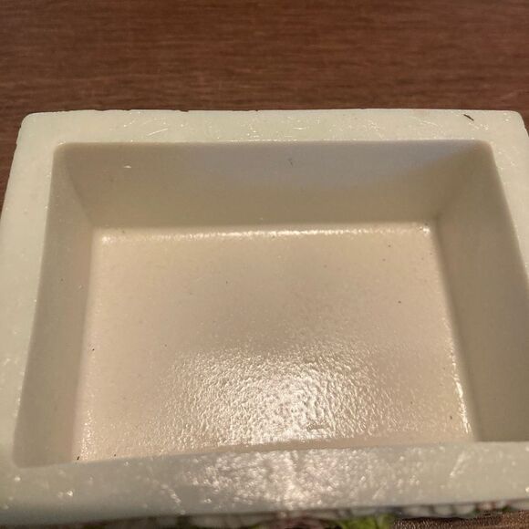 Trinket Box Resin Bunny Rose Accents w/ Blue Bird 3” Wide 4” Tall - Picture 6 of 9